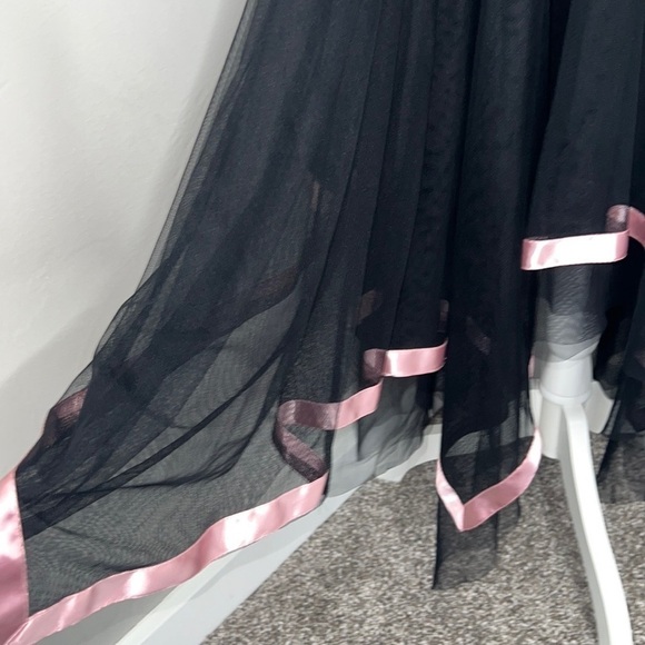 Y2K Handkerchief Midi Dress - Picture 2 of 6